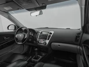 Kia  9