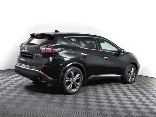 Nissan  5