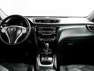 Nissan  9