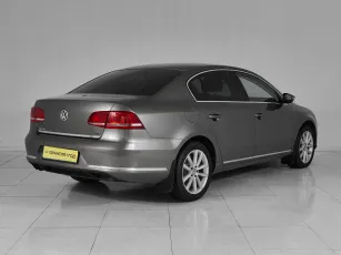 Volkswagen  6