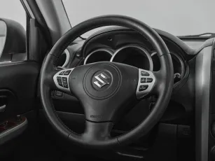 Suzuki  11