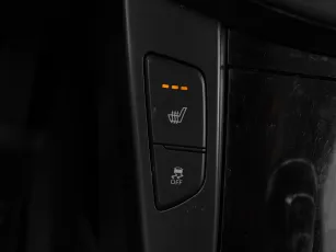 Hyundai  15