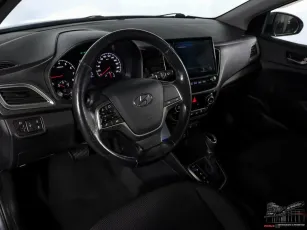 Hyundai  9