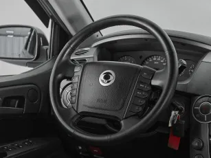 SsangYong  10