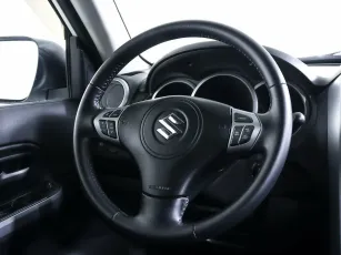 Suzuki  12