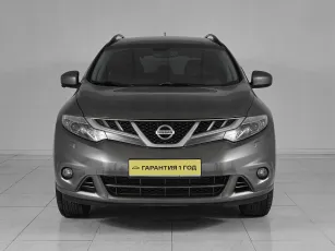 Nissan  2