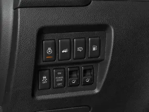 Nissan  21