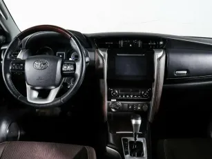Toyota  7