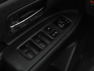 Mitsubishi  16