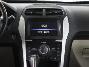 Ford  10
