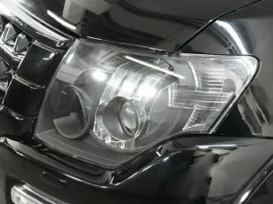Mitsubishi  5