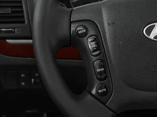 Hyundai  12