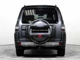 Mitsubishi  6