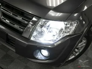 Mitsubishi  7