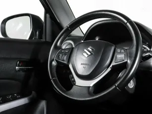 Suzuki  13
