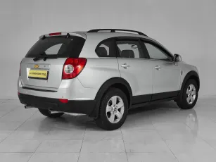 Chevrolet  6