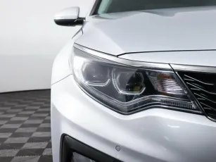 Kia  7