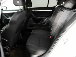 Skoda  9