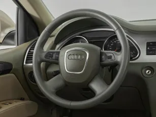 Audi  11