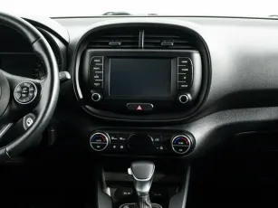 Kia  14