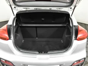 Kia  16