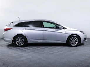 Hyundai  3