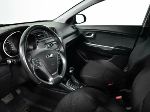Kia  8