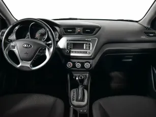 Kia  9
