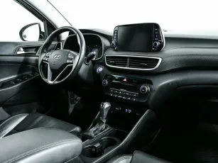 Hyundai  6