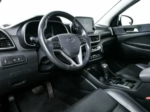 Hyundai  8