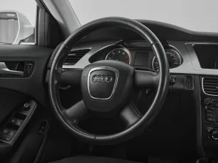 Audi  10