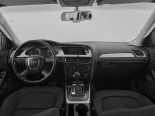 Audi  8