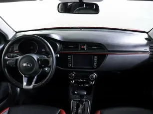 Kia  11
