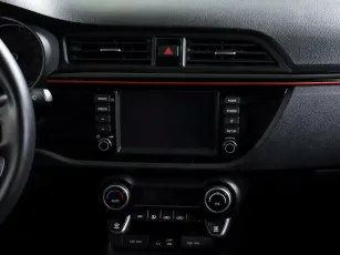 Kia  14