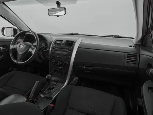 Toyota  9