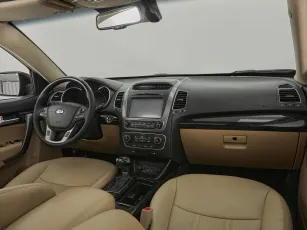 Kia  10