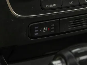 Kia  22