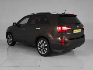 Kia  4