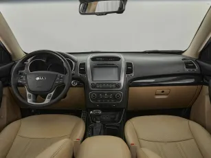 Kia  9