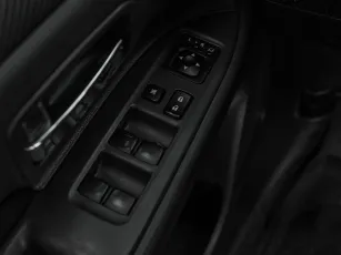 Mitsubishi  12