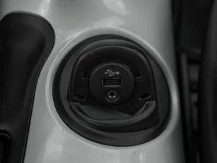 Nissan  15