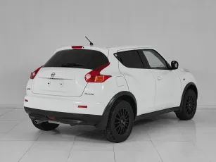 Nissan  6