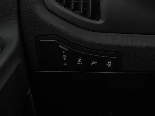 Kia  15