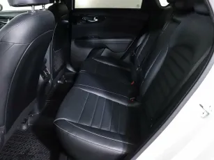 Kia  18
