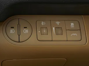 Hyundai  14