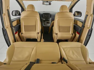 Hyundai  23