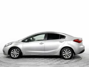Kia  3