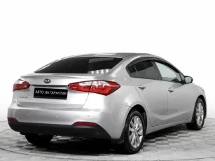 Kia  5
