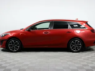 Kia  3