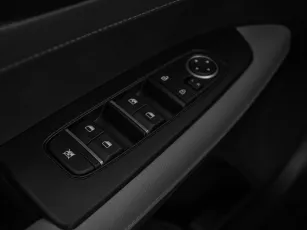 Kia  12